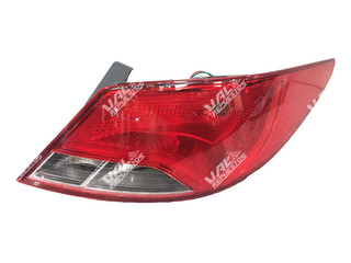 Farol Trasero Derecho Sedan HYUNDAI ACCENT 1.4 G4FA DOHC 16 VALV 4X2 2014 2015 2016 2017 2018 2019 2020